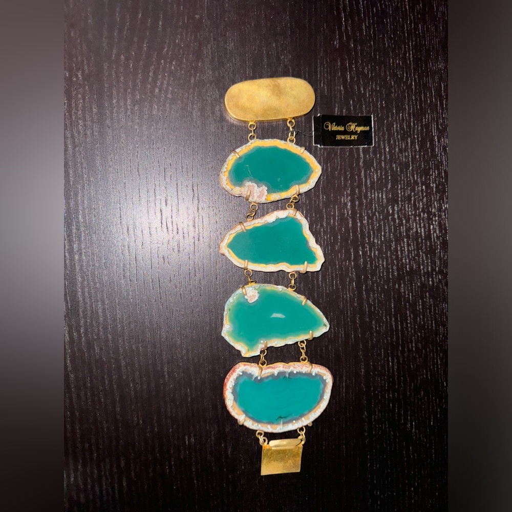 NWT Viktoria Hayman Green Agate and Metal Bracelet